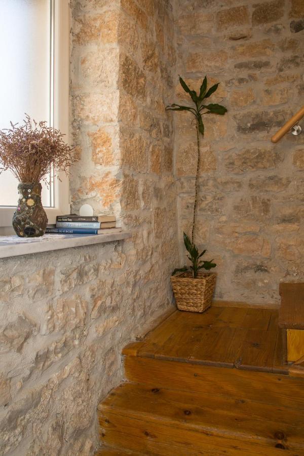 House Bougainvillea Pula Exterior photo